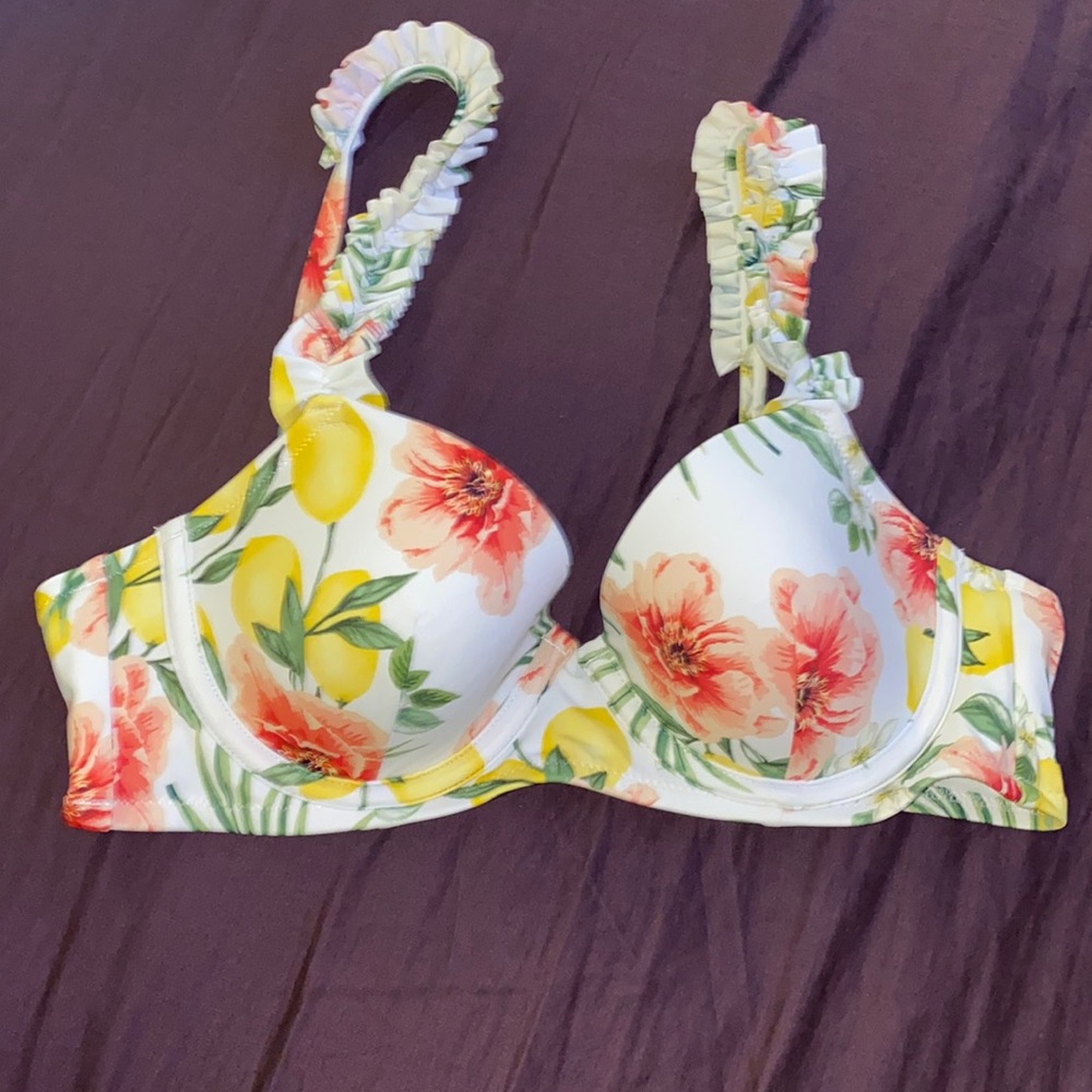 Floral bikini top